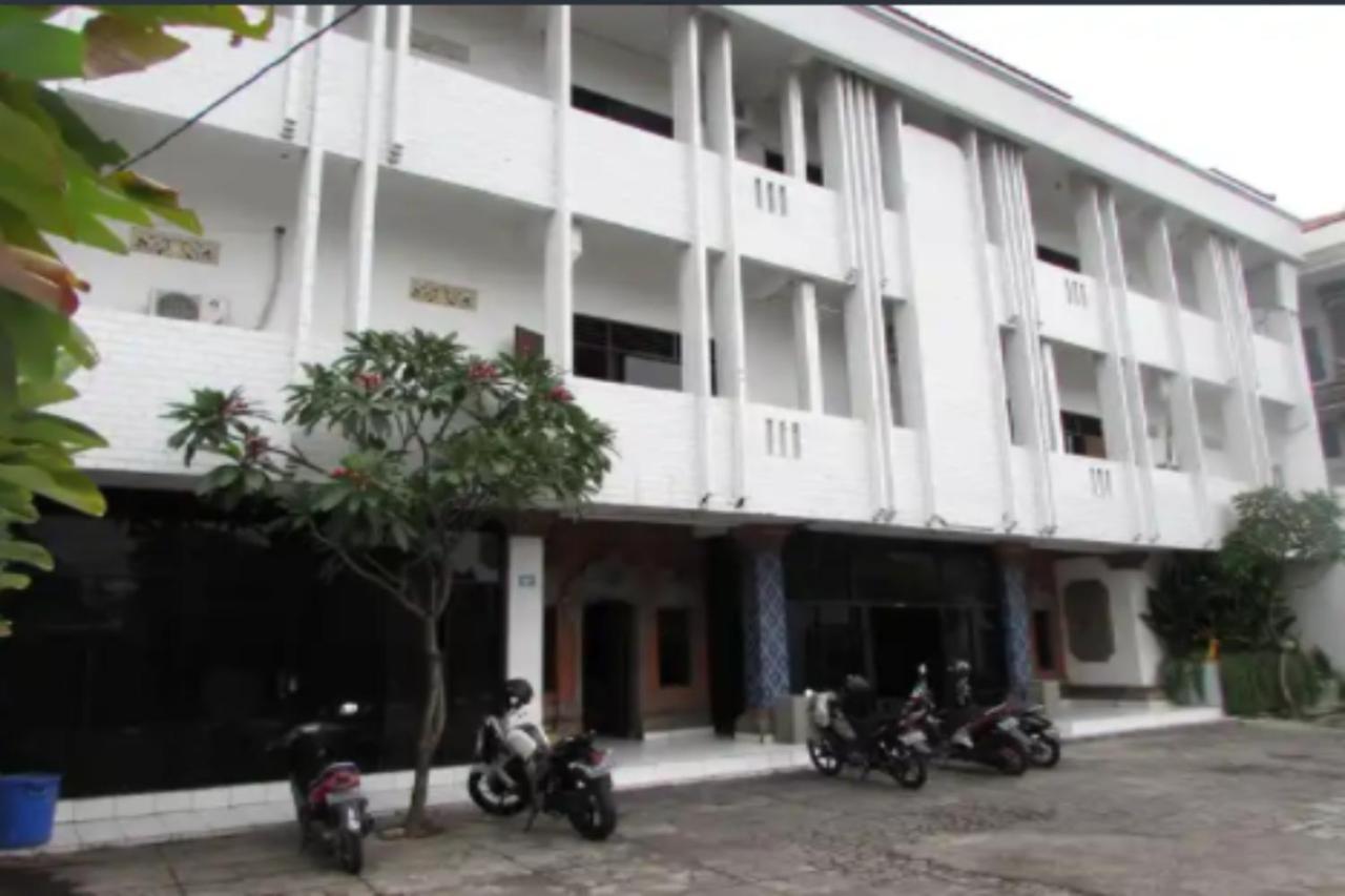 OYO 90822 Hotel Taman Wisata Denpasar Exterior foto